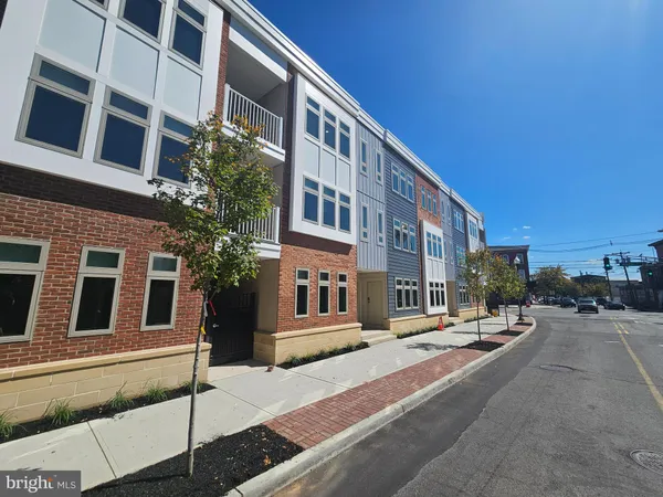 $1,865 | 200 Hamilton Avenue, Unit 113, Trenton, NJ 08609