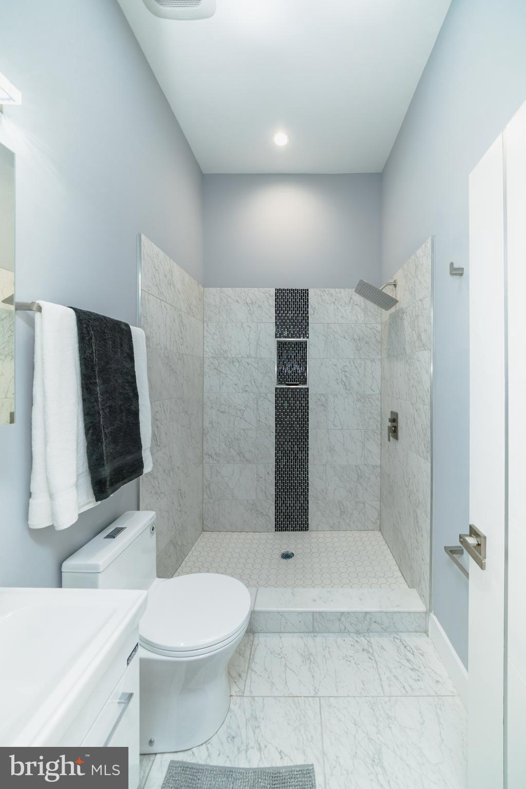 435 Park Road Northwest, Unit 2 Washington, DC 20010 - Photo 29 of 39 Gallery Image 29