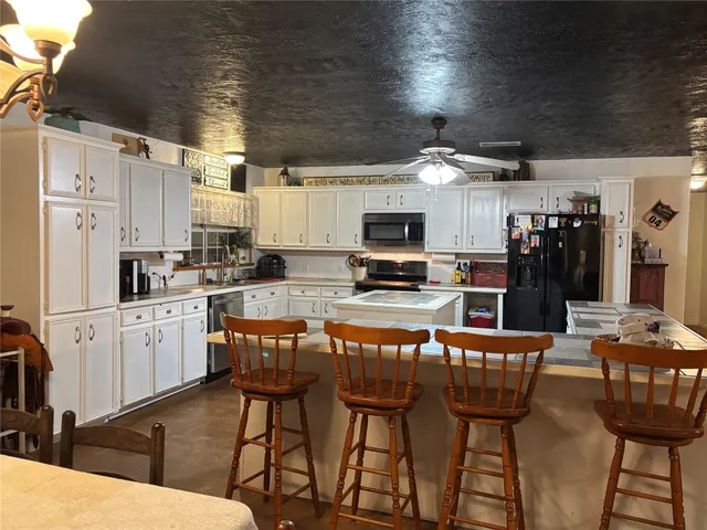 $459,500 | 767 FM 2781, Lovelady, TX 75851