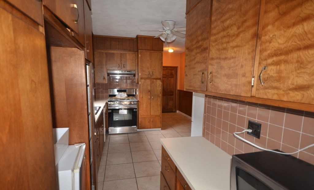 20 Benton Road, Unit 2 Medford, MA 02155 - Photo 15 of 25