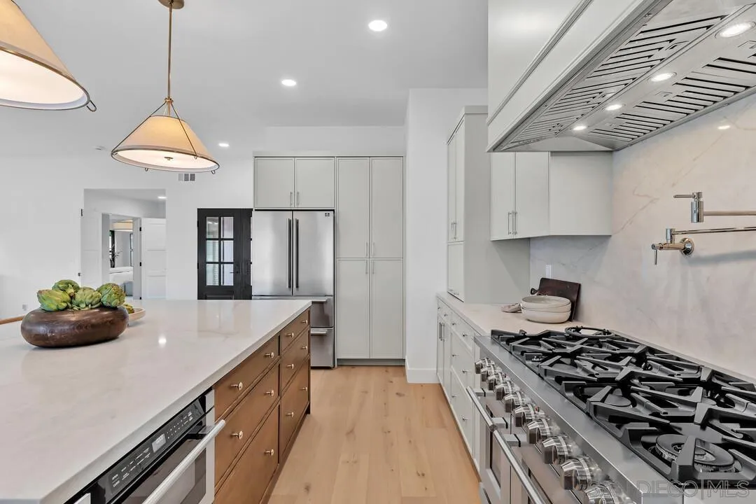 2105 Harbour Heights Road San Diego, CA 92109 - Photo 25 of 55