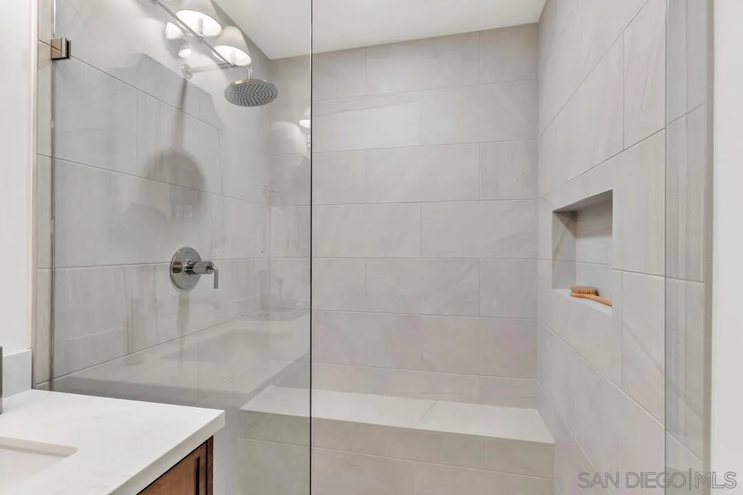 2105 Harbour Heights Road San Diego, CA 92109 - Photo 38 of 55