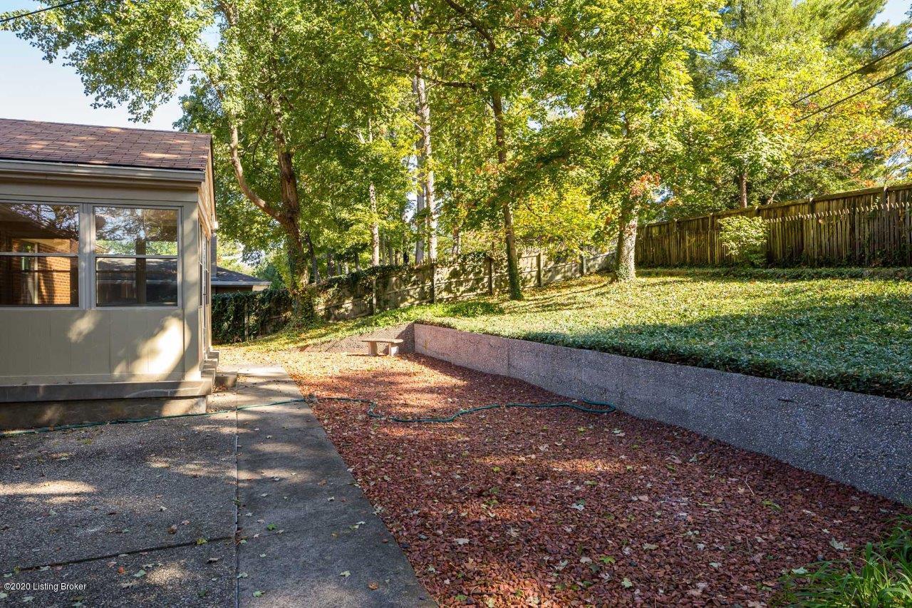 217 Choctaw Road Louisville, KY 40207 - Photo 39 of 41 042217 Choctaw Rd - INTERNET