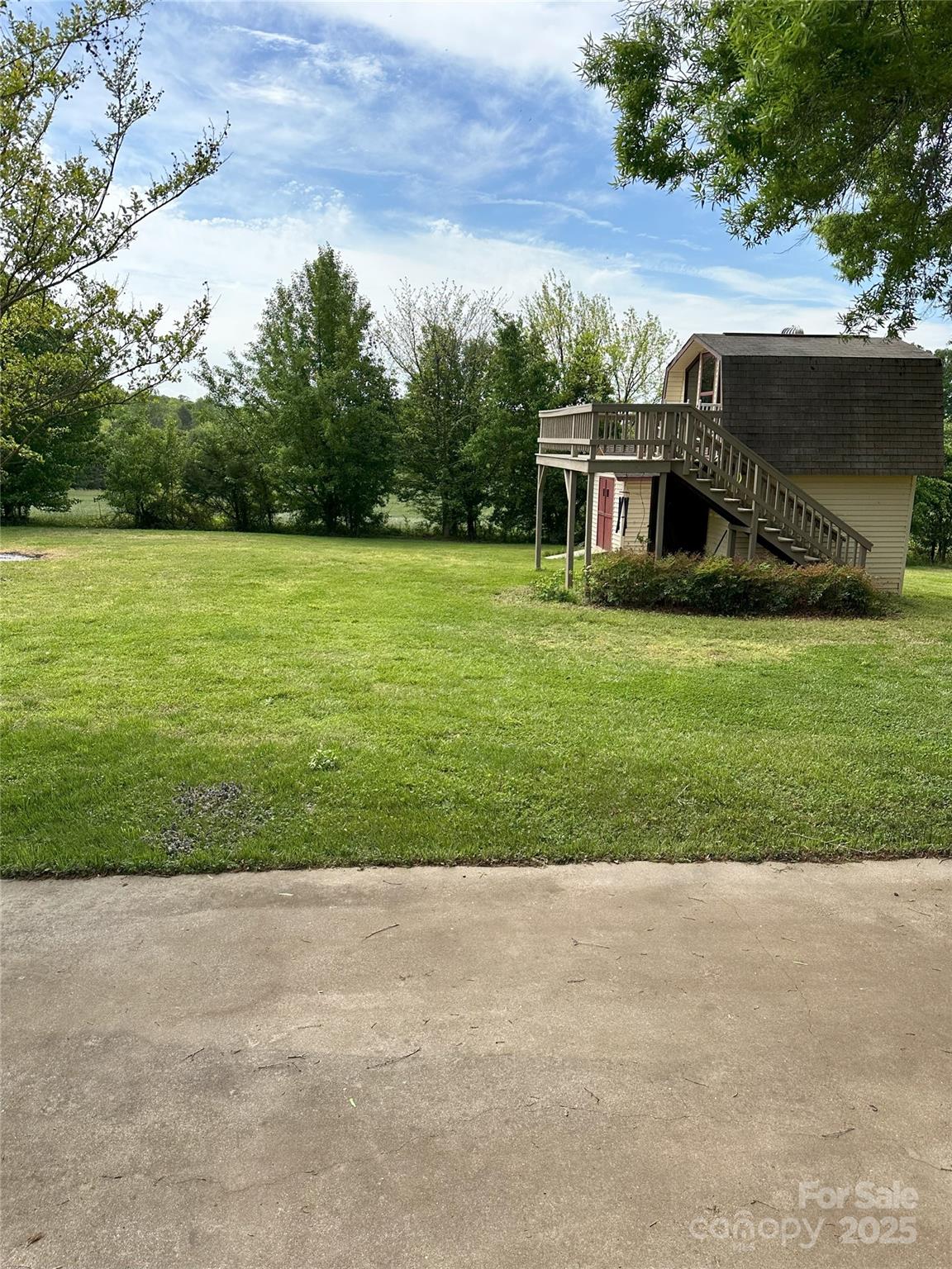 2030 Keisler Road Conover, NC 28613 - Photo 2 of 19 Gallery Image 2
