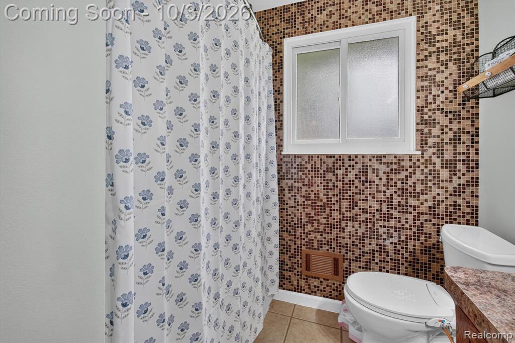3376 South Commerce Road Commerce Township, MI 48382 - Photo 21 of 49 Gallery Image 21