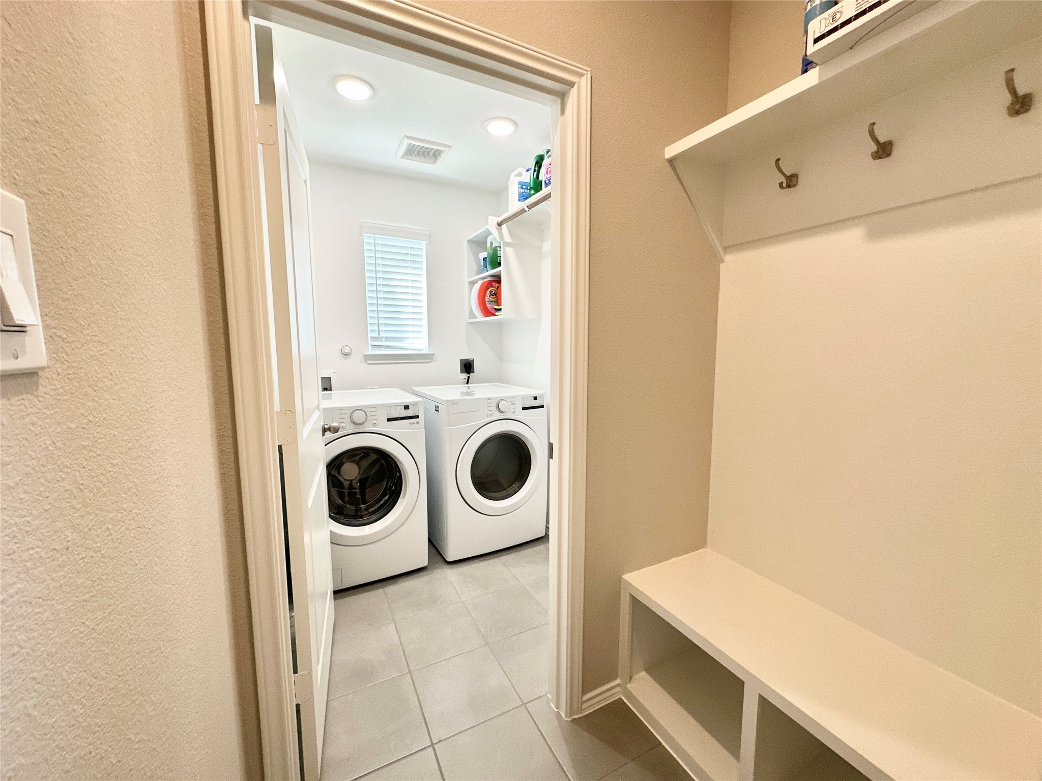 3308 Scarlet Tupelo Way Spring, TX 77386 - Photo 18 of 23 a utility room with dryer and washer