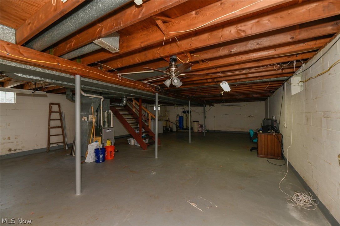 1729 Beryl Road Akron, OH 44312 - Photo 15 of 17
