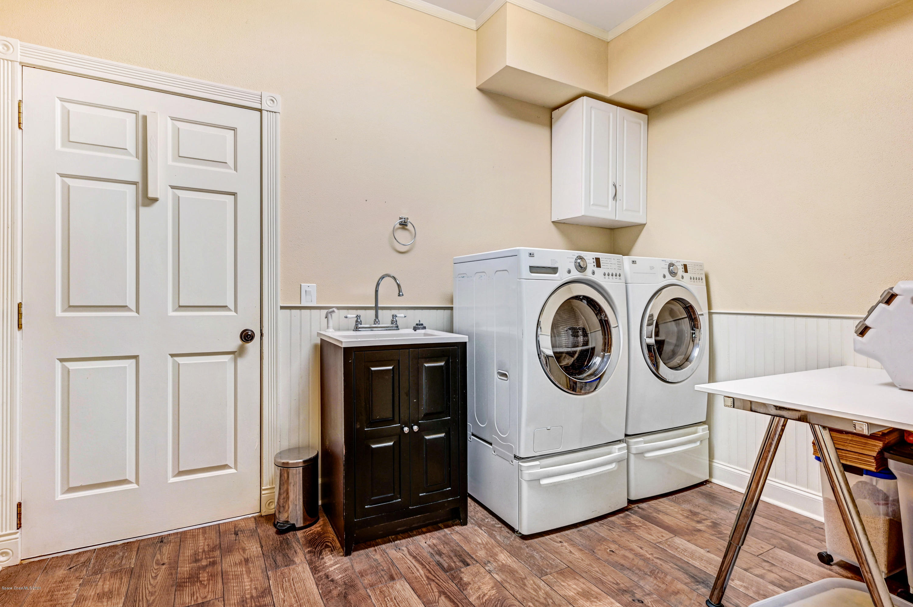 4044 Sparrow Hawk Road Melbourne, FL 32934 - Photo 56 of 63 Laundry