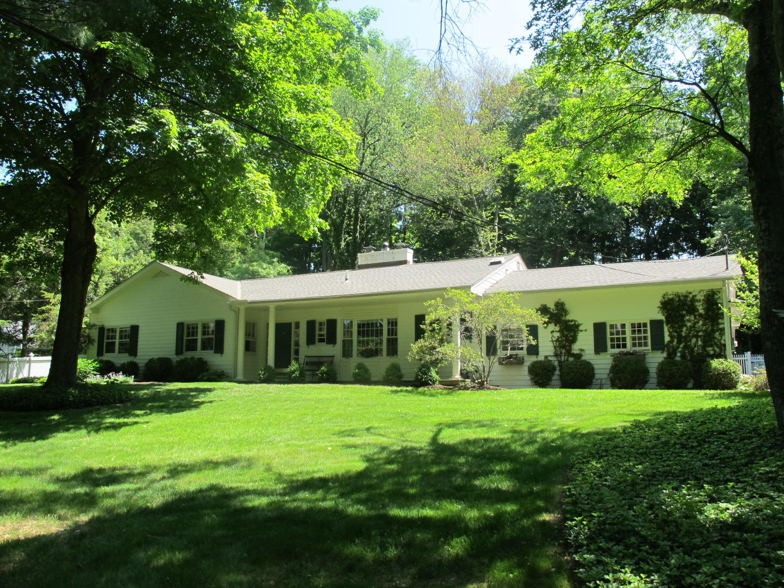 36 Parish Road New Canaan, CT 06840 - Photo 1 of 17 front