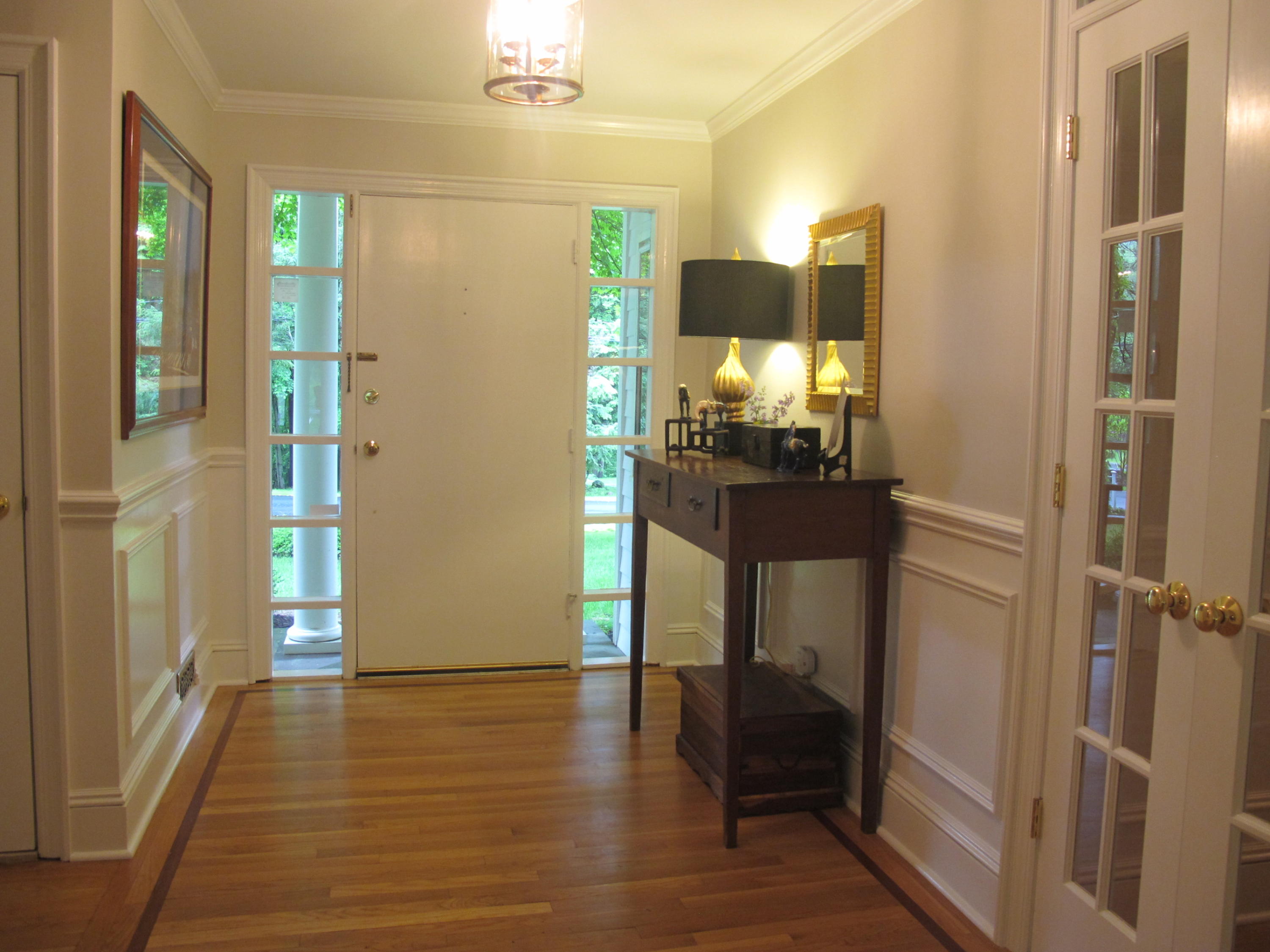 36 Parish Road New Canaan, CT 06840 - Photo 2 of 17 foyer