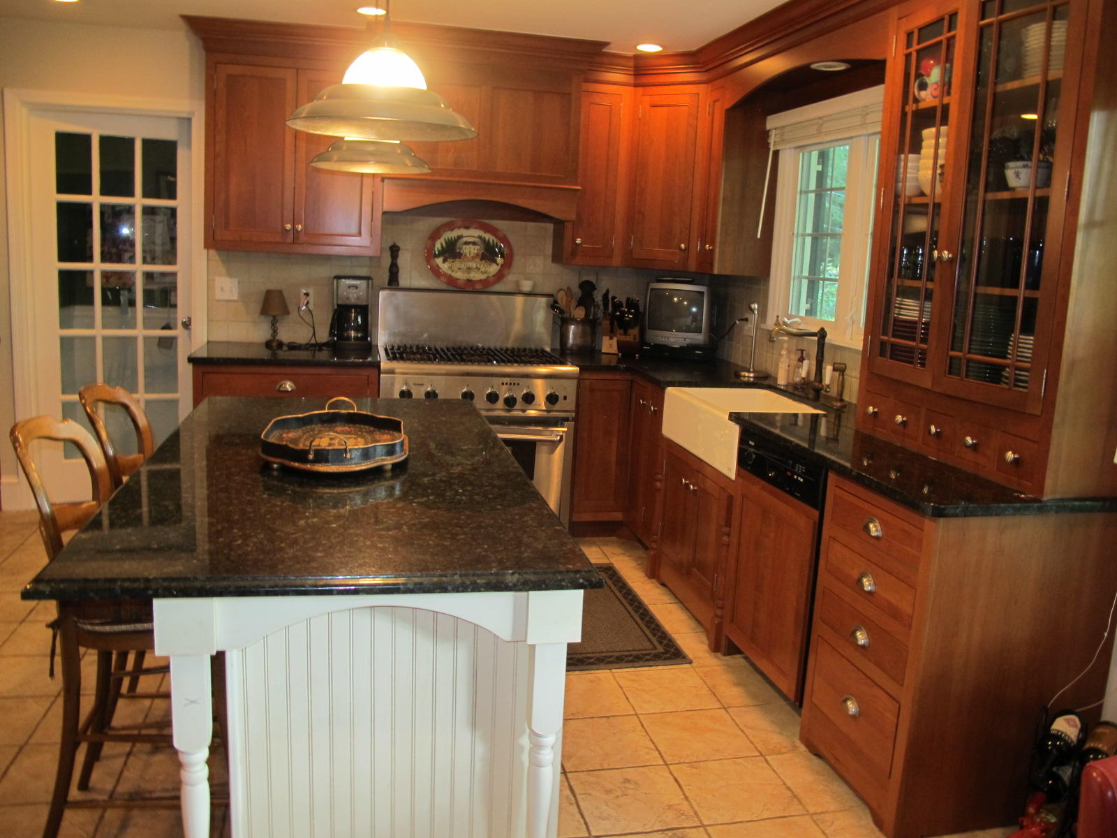 36 Parish Road New Canaan, CT 06840 - Photo 3 of 17 kitchen