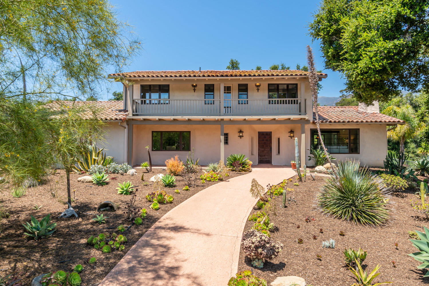 1388 Wyant Road Montecito, CA 93108 - Photo 2 of 34 Front Walkway