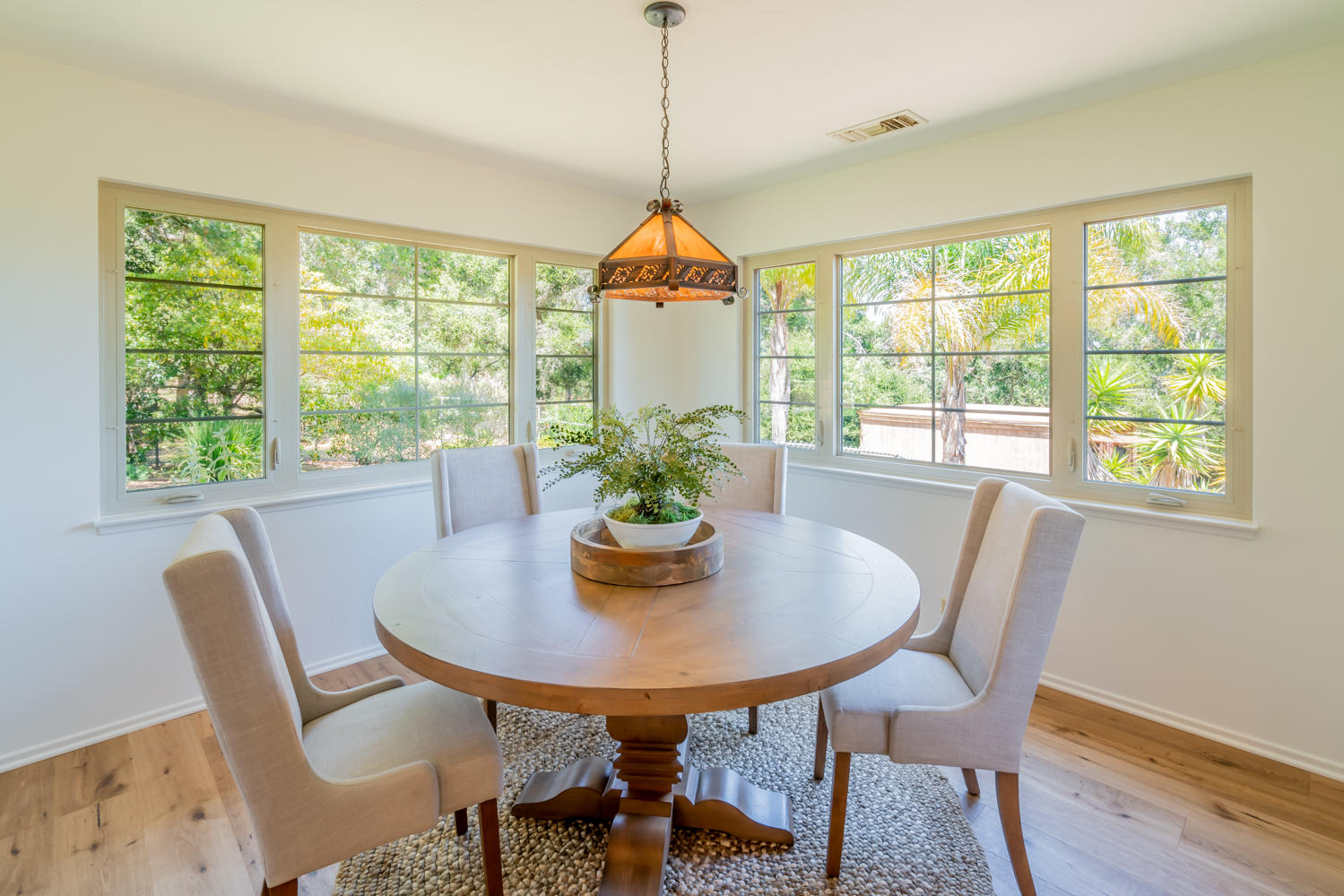 1388 Wyant Road Montecito, CA 93108 - Photo 5 of 34 Dining Room