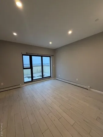 $3,000 | 110-42 15th Avenue, Unit 2 | College Point