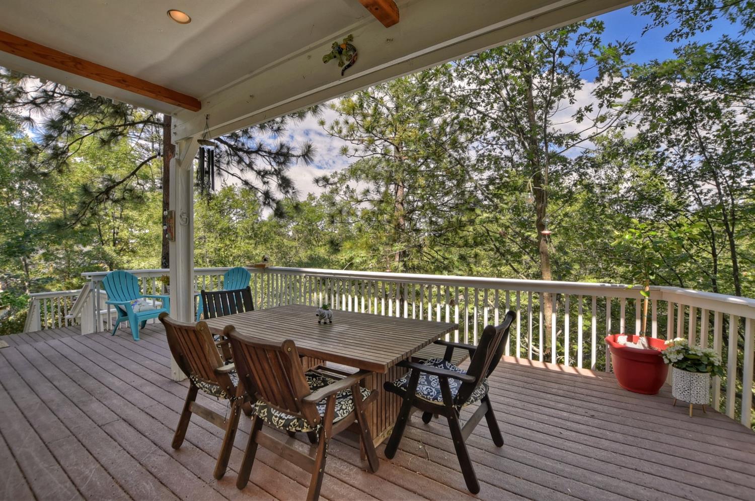 28277 Arbon Lane Lake Arrowhead, CA 92352 - Photo 44 of 50 a view of balcony with furniture and wooden deck