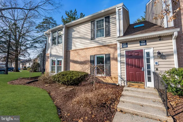 $310,000 | 102 Meadow Court, Unit 102, Glen Mills, PA 19342