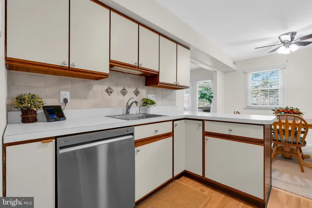 $310,000 | 102 Meadow Court, Unit 102, Glen Mills, PA 19342