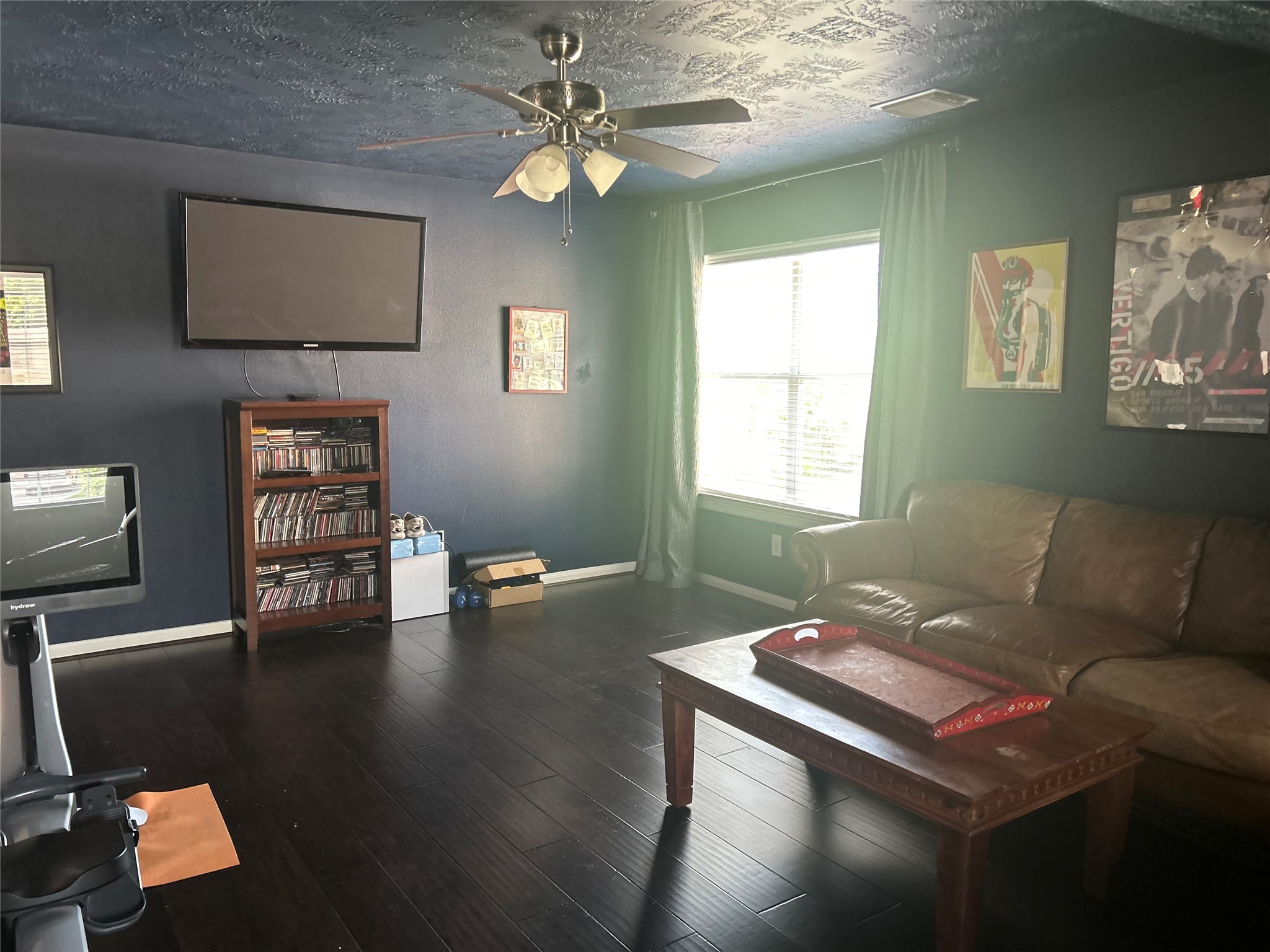 6407 Ashley Manor Drive Spring, TX 77389 - Photo 25 of 41 a living room with furniture and a window