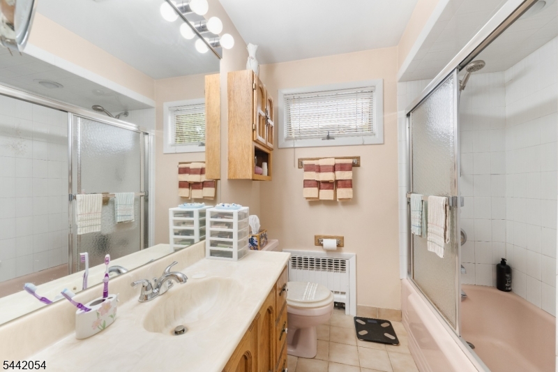 21 Ravine Avenue Nutley, NJ 07110 - Photo 19 of 39