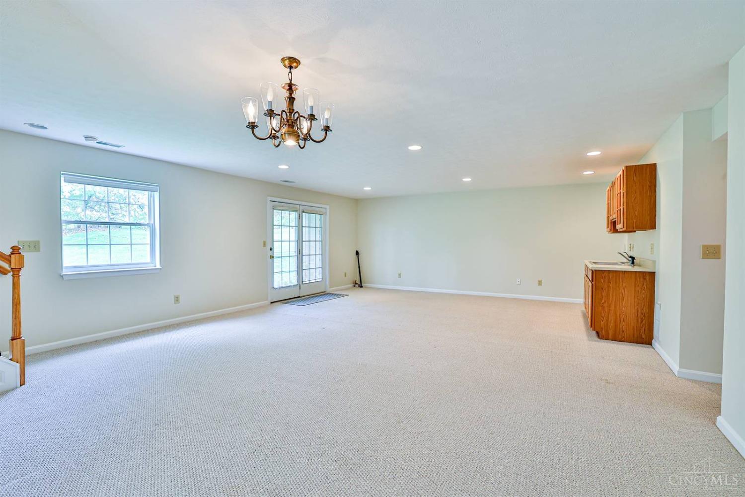 3721 Galbraith Road, Unit A Cincinnati, OH 45247 - Photo 28 of 42 Gallery Image 28
