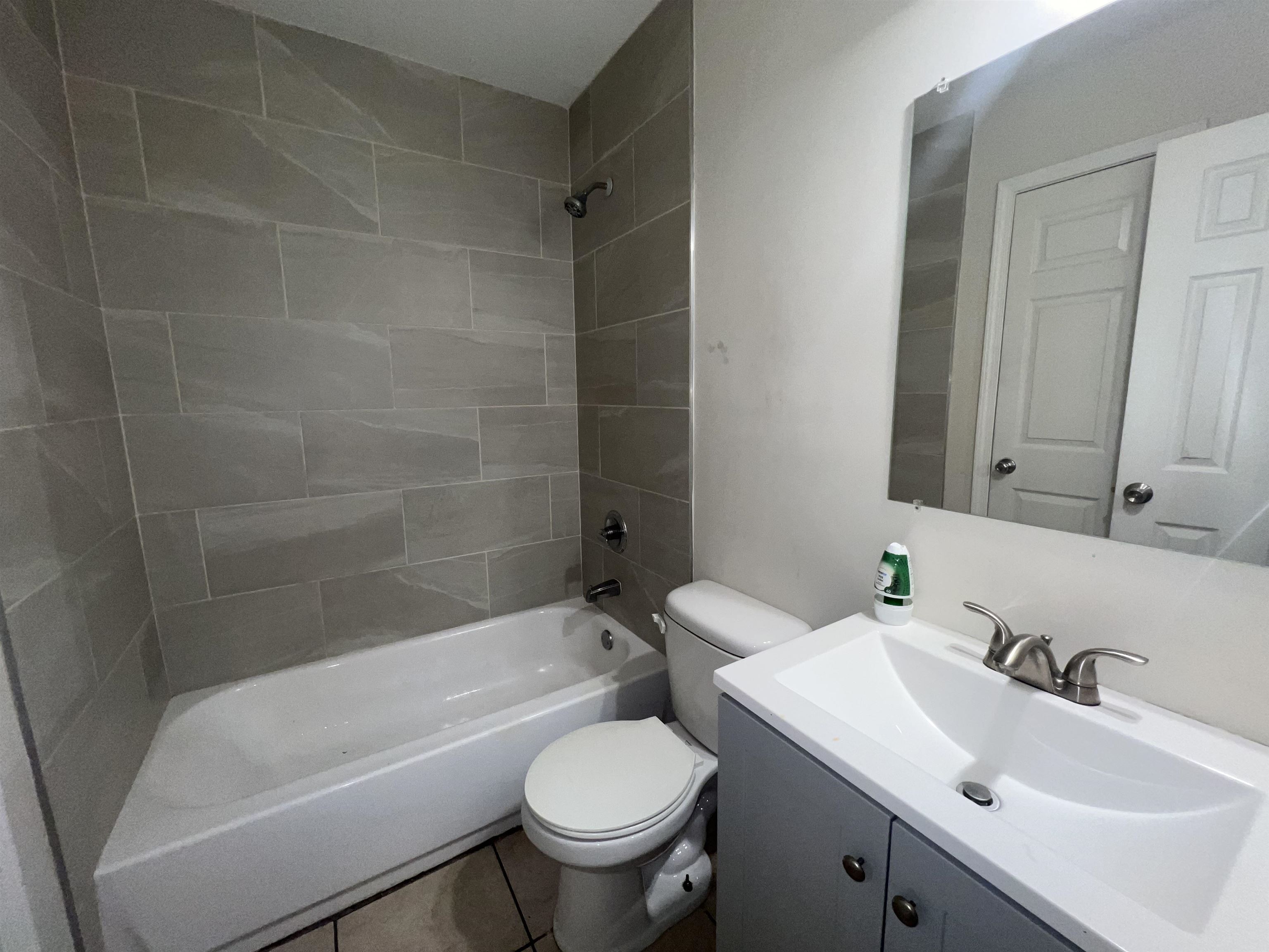 580 Blackhawk Road Memphis, TN 38109 - Photo 8 of 10