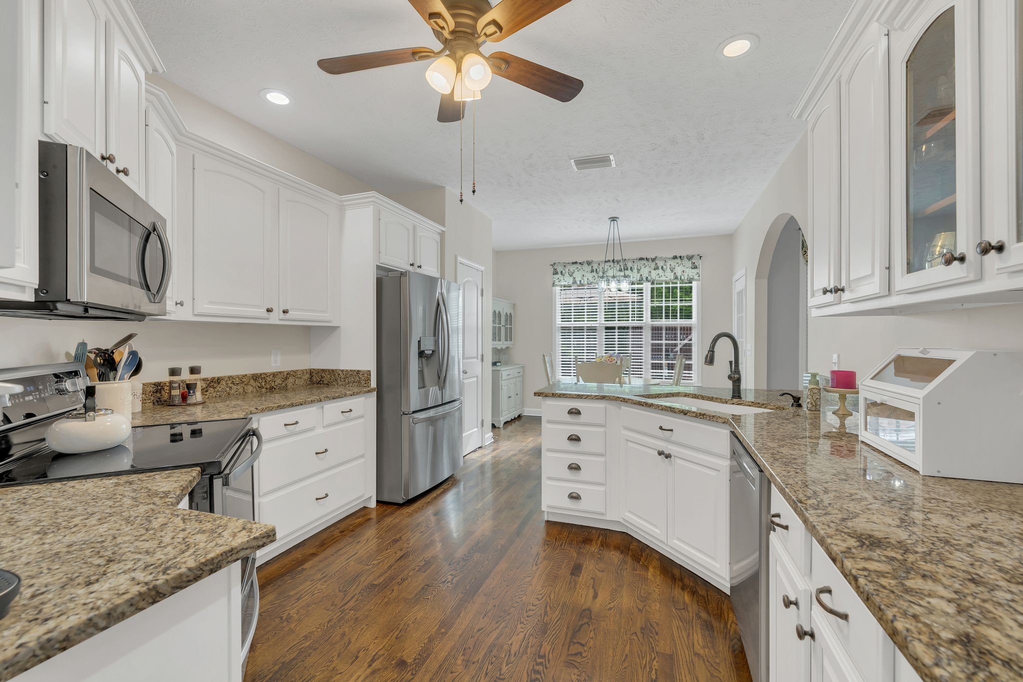 3906 Rowland Road Murfreesboro, TN 37128 - Photo 12 of 34