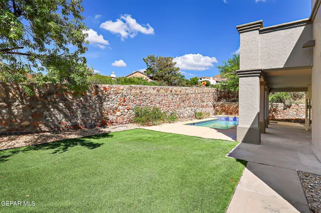 $729,000 | 409 Mesilla Vista Lane, El Paso, TX 79912