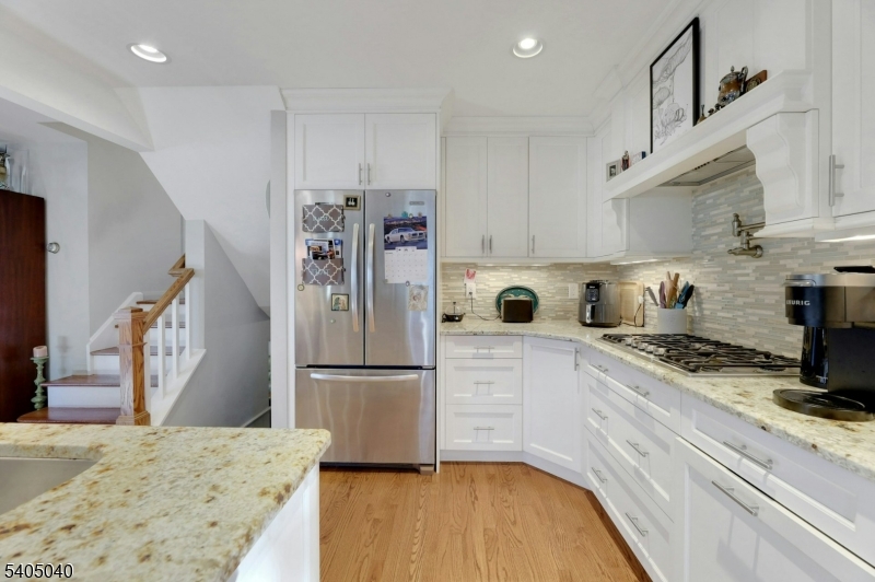 28 Kingston Road Wayne, NJ 07470 - Photo 11 of 39