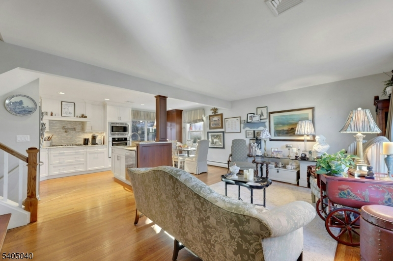 28 Kingston Road Wayne, NJ 07470 - Photo 4 of 39