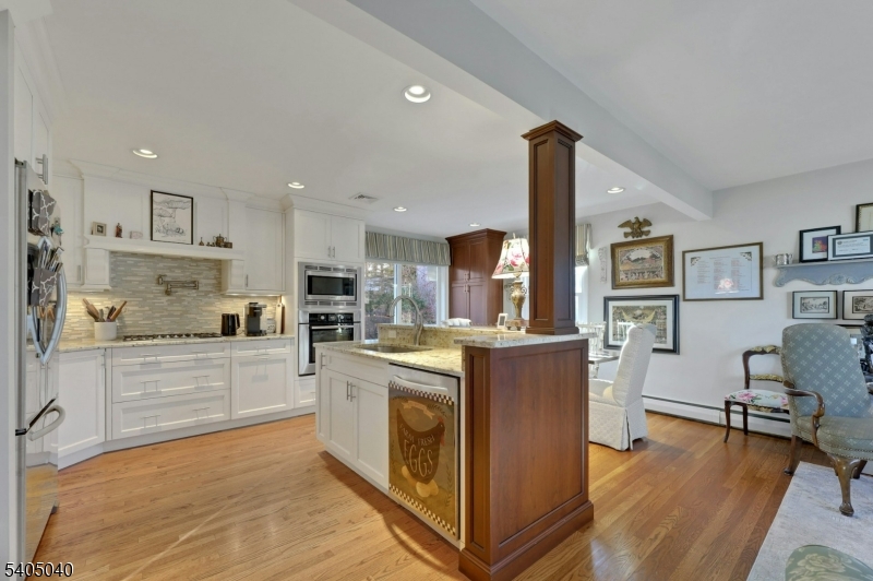 28 Kingston Road Wayne, NJ 07470 - Photo 10 of 39