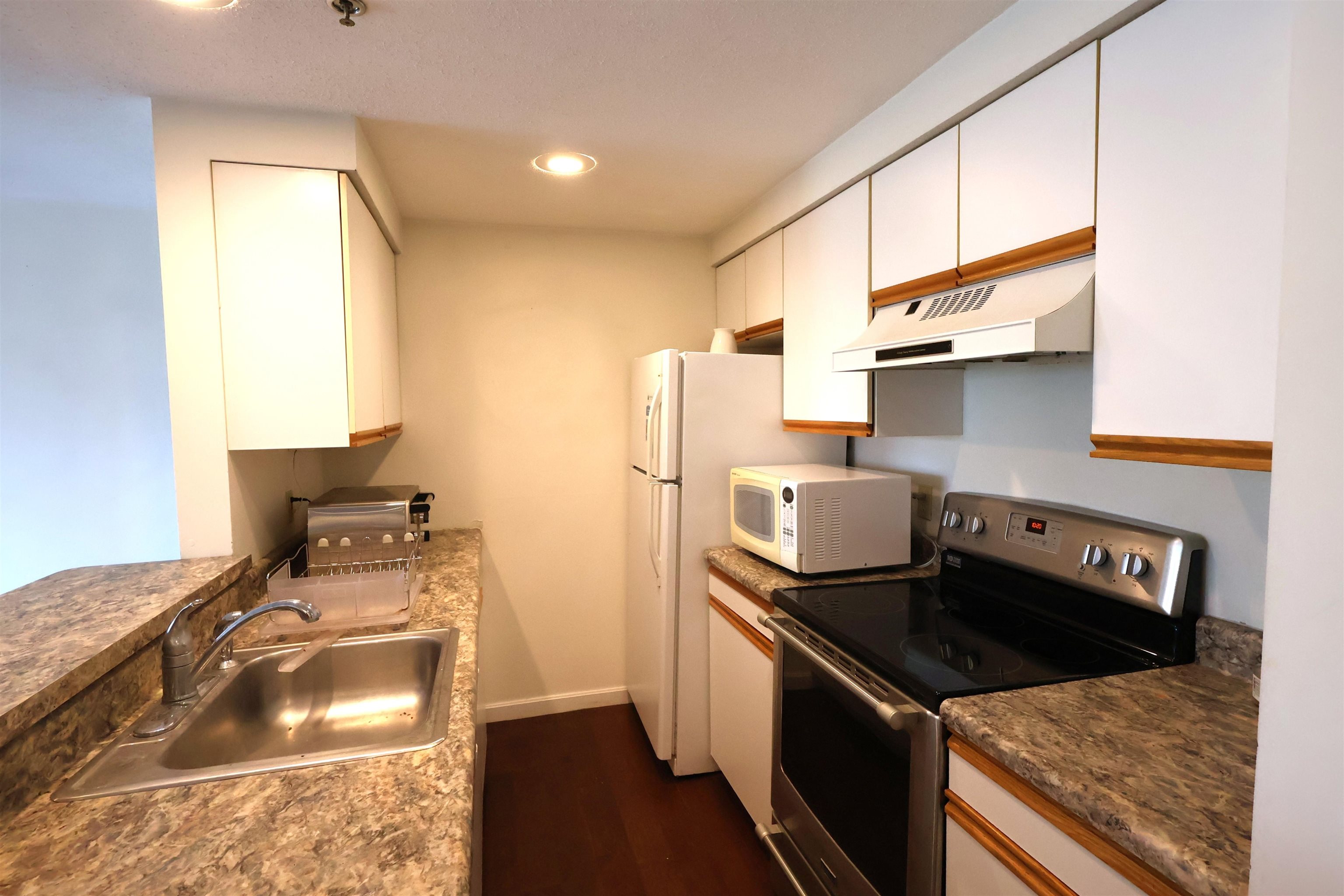 16 Hemlock Ridge Drive, Unit 101 Hartford, VT 05001 - Photo 20 of 28