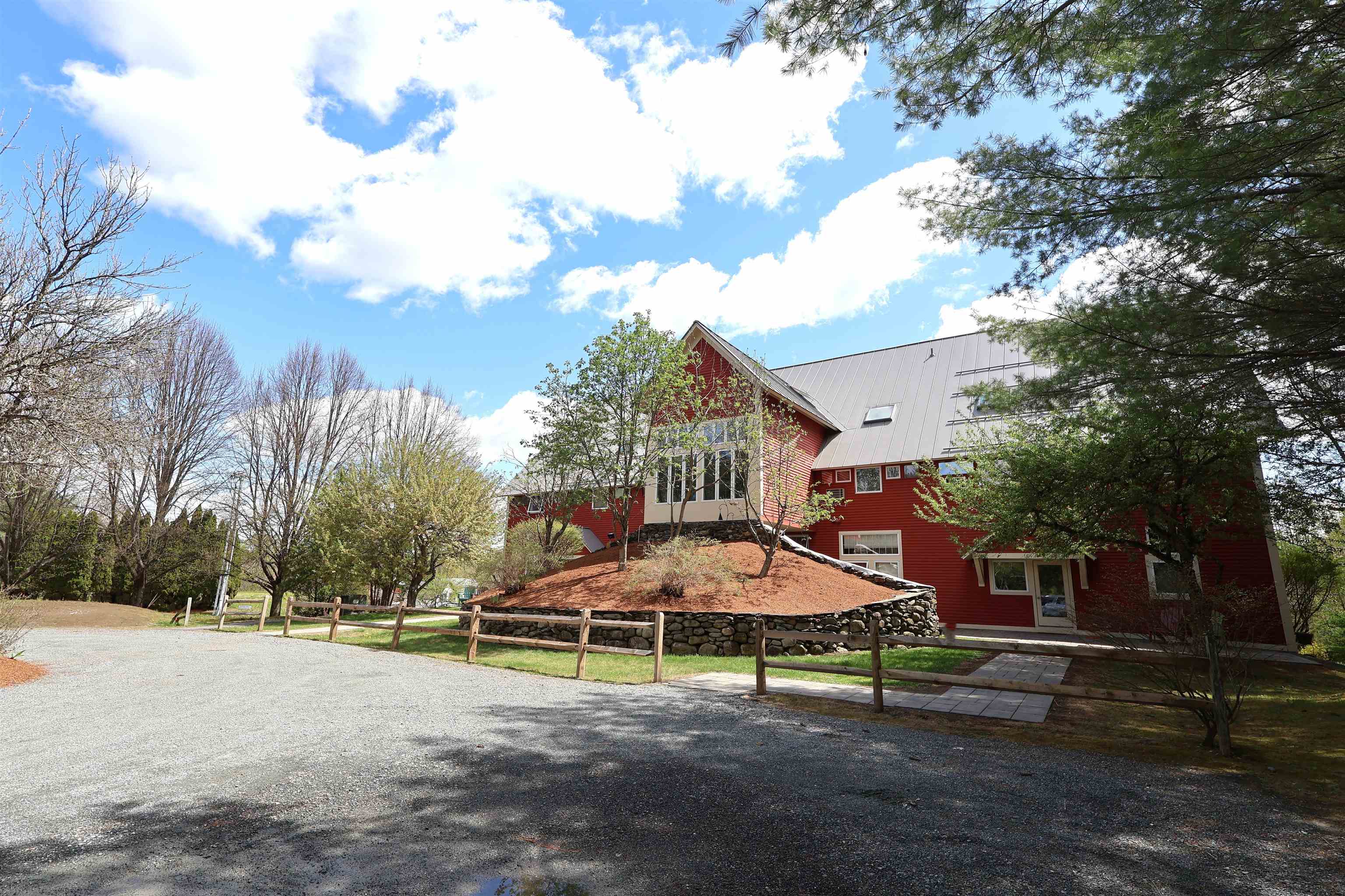 16 Hemlock Ridge Drive, Unit 101 Hartford, VT 05001 - Photo 25 of 28