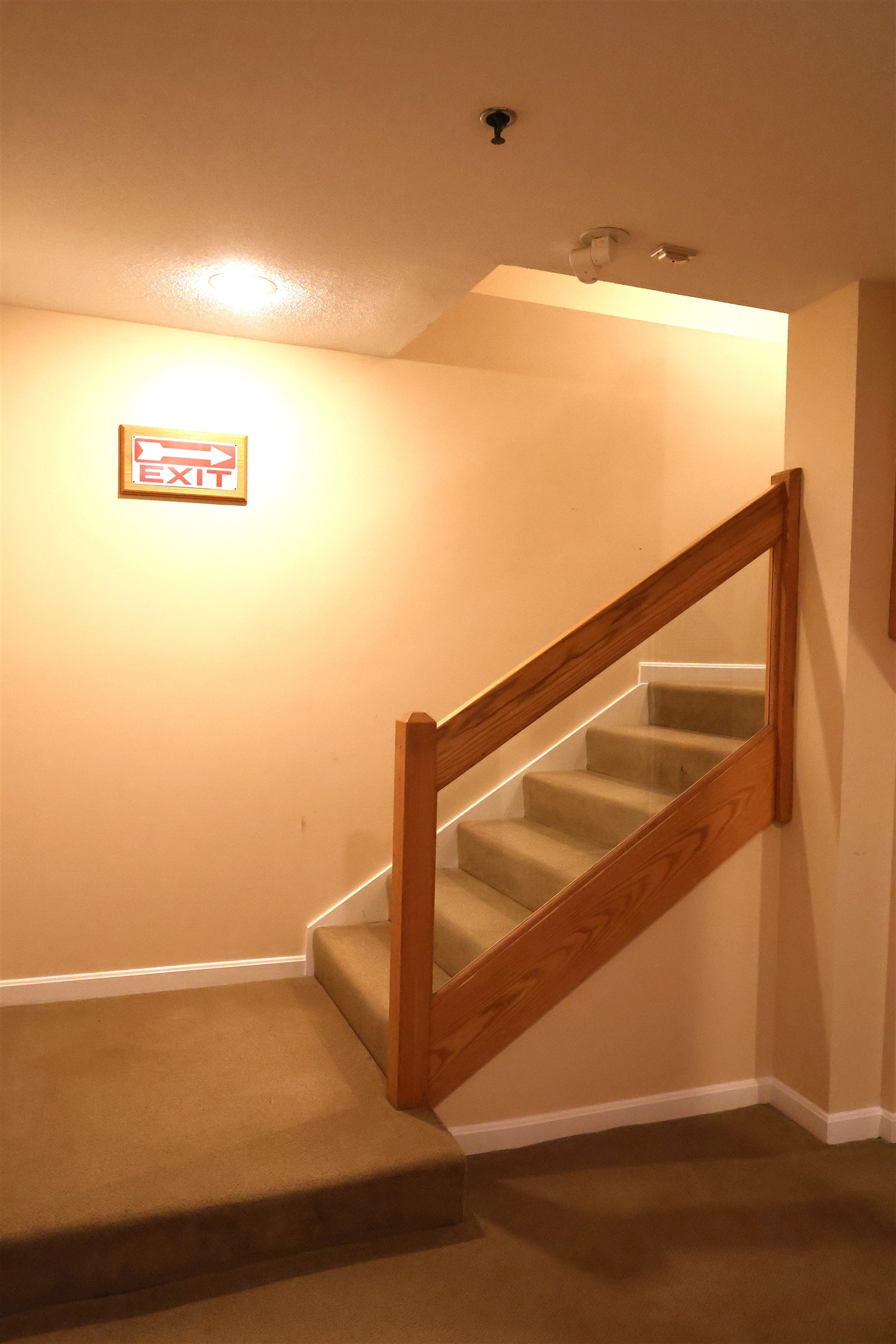 16 Hemlock Ridge Drive, Unit 101 Hartford, VT 05001 - Photo 6 of 28