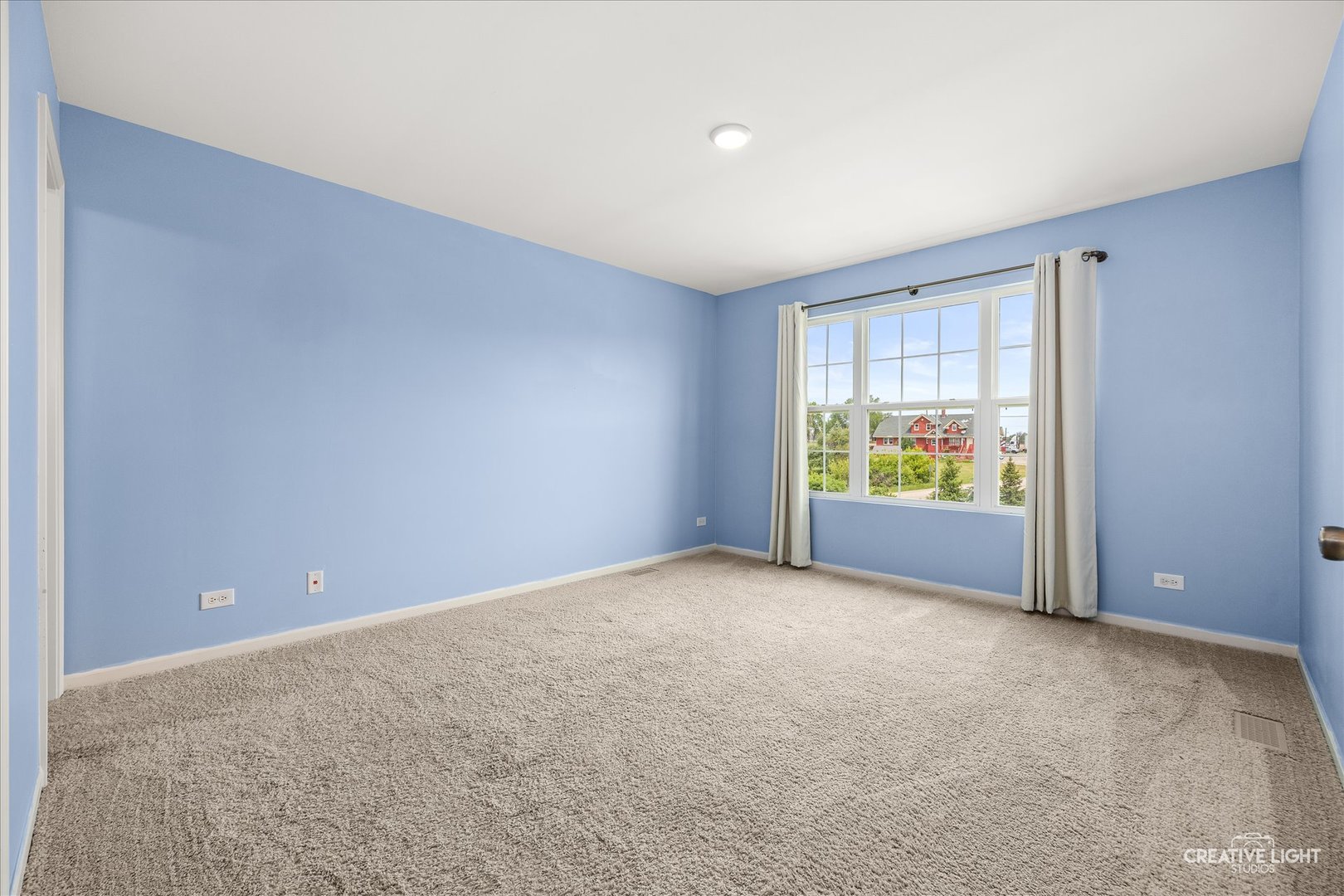 2447 Upland Road Pingree Grove, IL 60140 - Photo 14 of 31