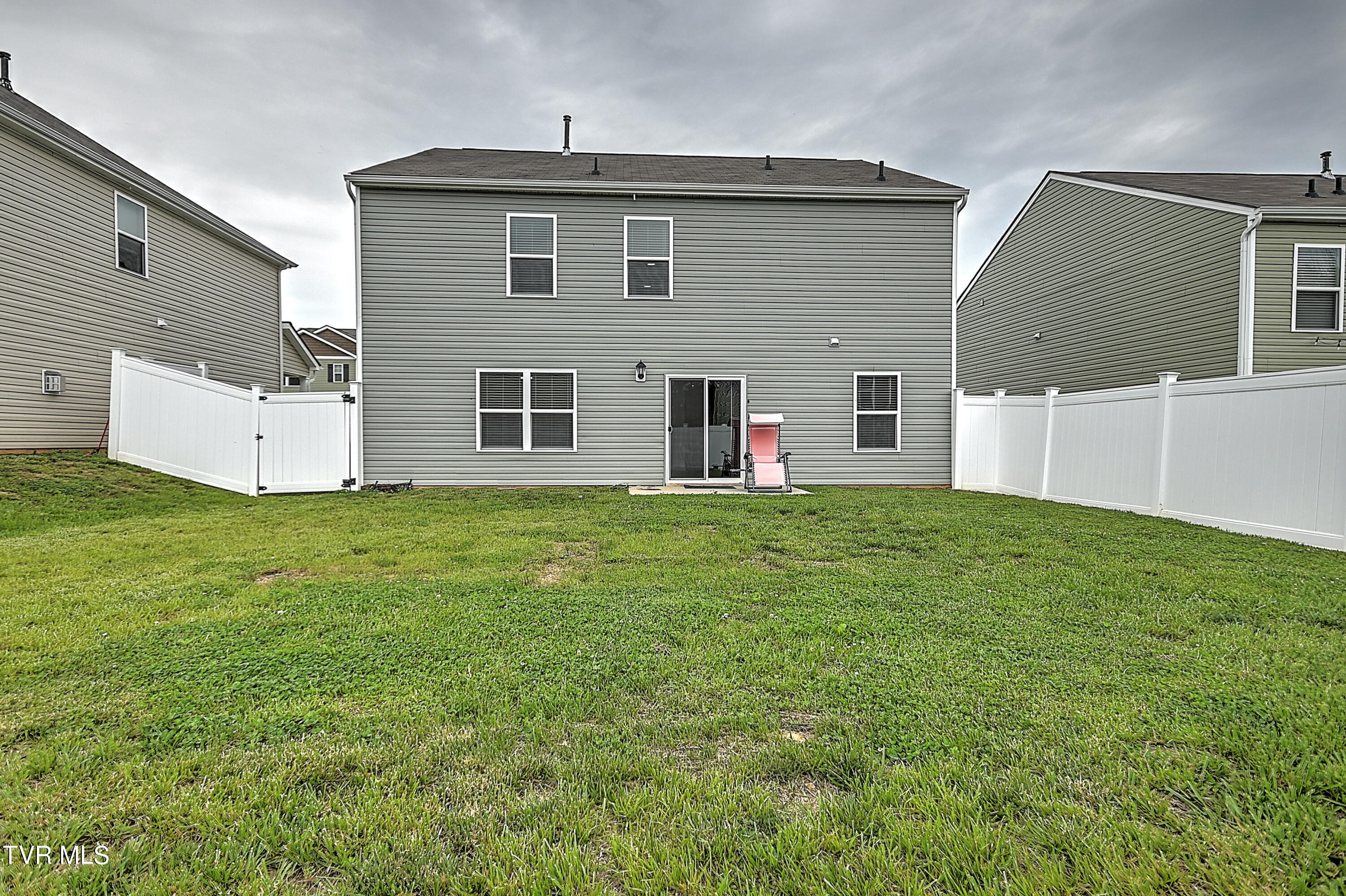 1228 Stamp Lodge Road Kingsport, TN 37660 - Photo 39 of 52 1228 Stamp Lodge Gdawg-41