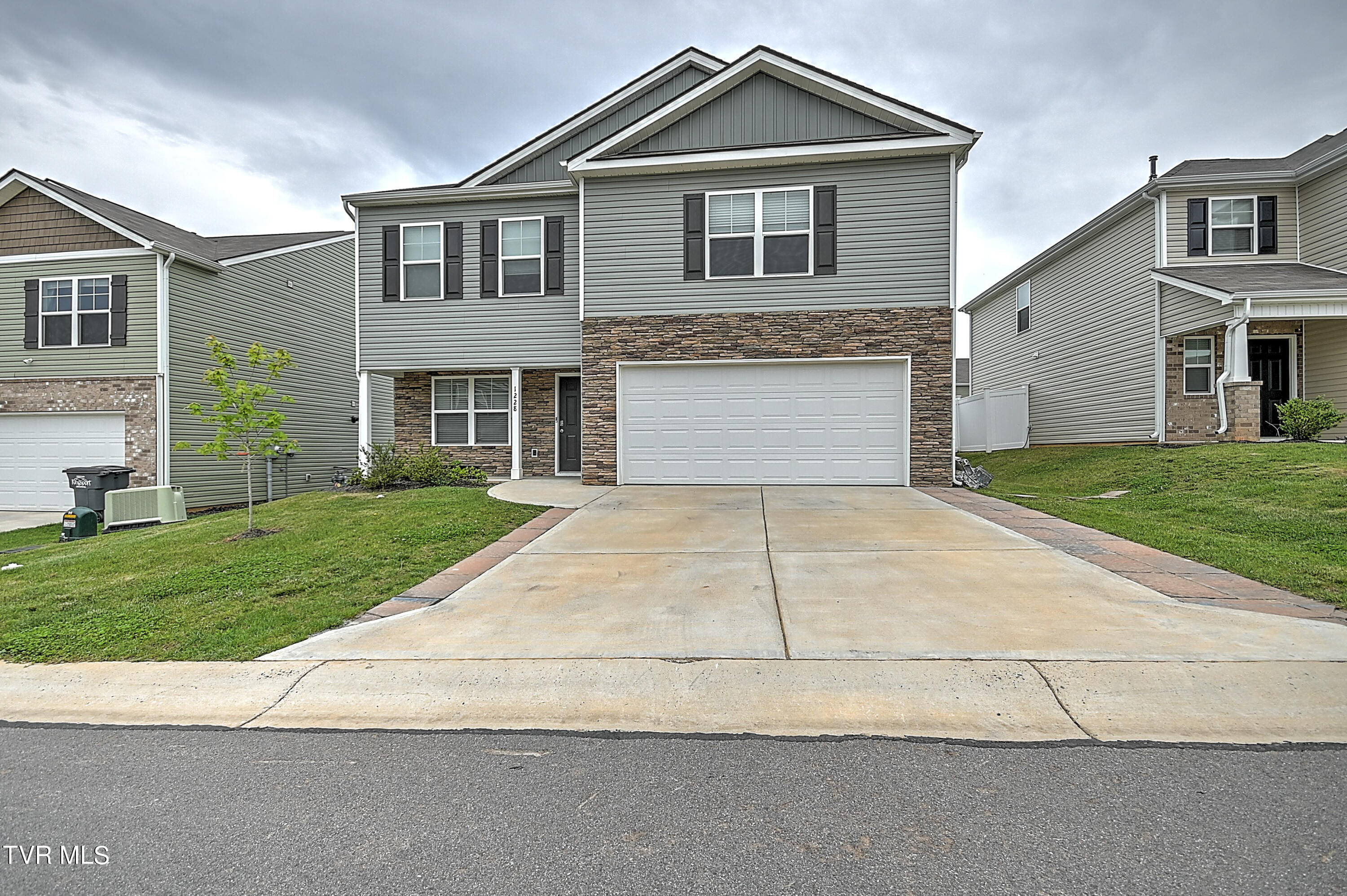 1228 Stamp Lodge Road Kingsport, TN 37660 - Photo 46 of 52 1228 Stamp Lodge Gdawg