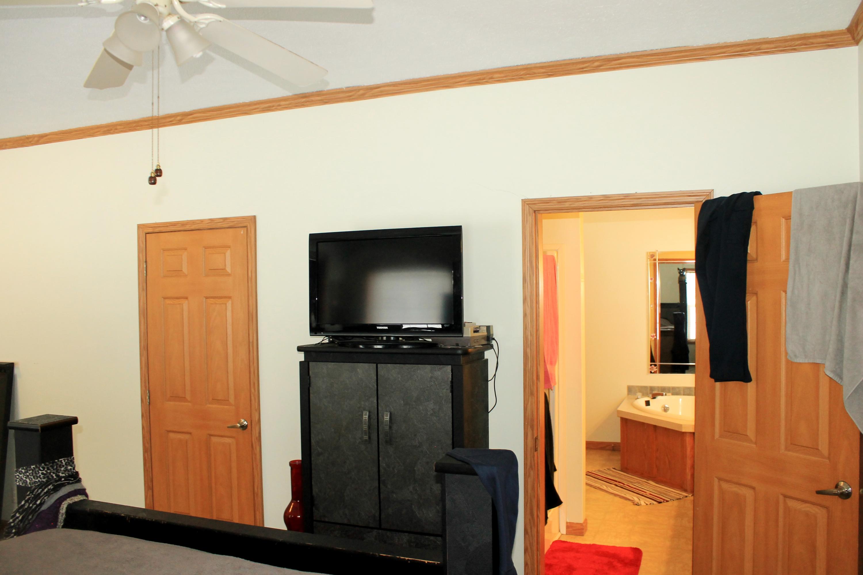 8348 South Grayling Road Grayling, MI 49738 - Photo 15 of 55 Gallery Image 15