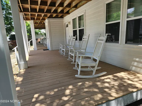 $1,800 | 126 Sunset Lane, Beaufort, NC 28516