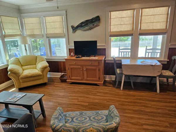 $1,800 | 126 Sunset Lane, Beaufort, NC 28516