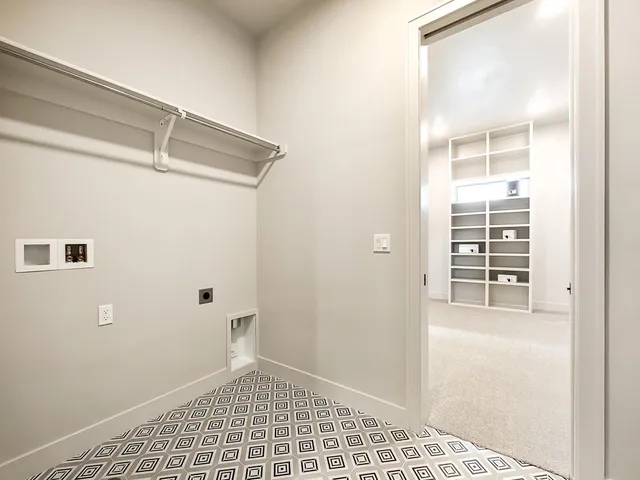 $1,362,025 | 8013 Millridge Street, Shawnee, KS 66218