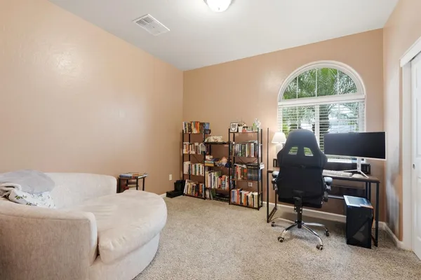 $433,000 | 1428 North Leila Street, Visalia, CA 93291