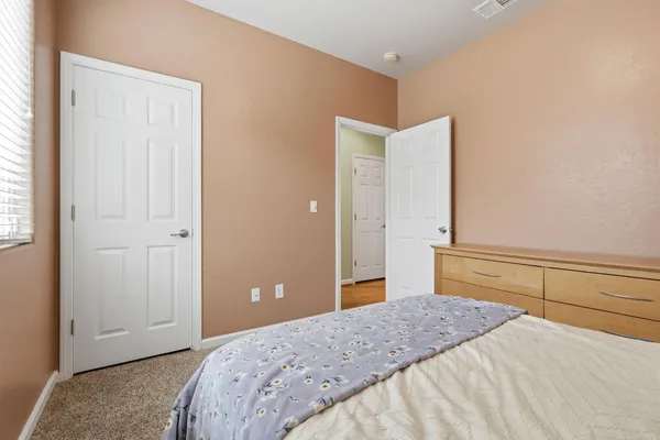 $433,000 | 1428 North Leila Street, Visalia, CA 93291
