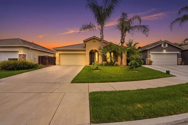 $433,000 | 1428 North Leila Street, Visalia, CA 93291