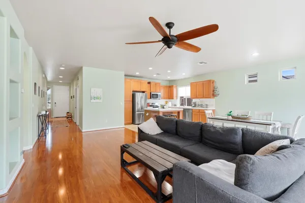 $433,000 | 1428 North Leila Street, Visalia, CA 93291