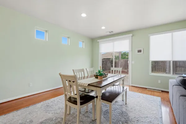 $433,000 | 1428 North Leila Street, Visalia, CA 93291