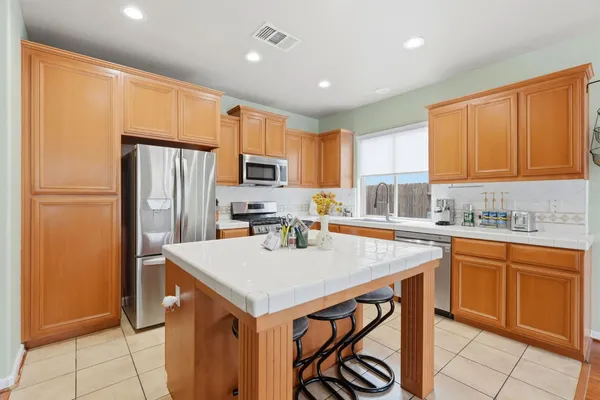 $433,000 | 1428 North Leila Street, Visalia, CA 93291