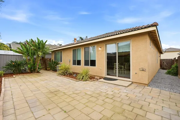 $433,000 | 1428 North Leila Street, Visalia, CA 93291