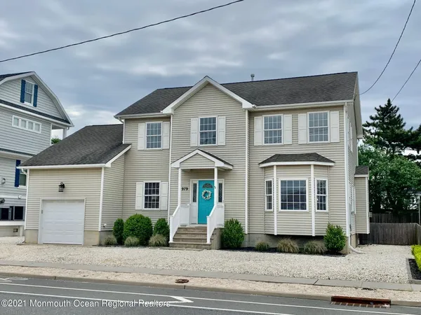$9,950 | 979 Ocean Avenue, Mantoloking, NJ 08738