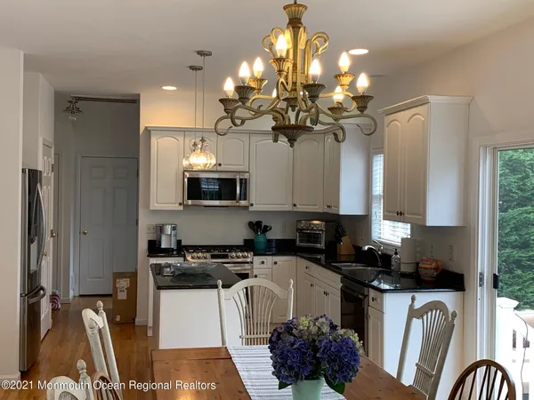 $9,950 | 979 Ocean Avenue, Mantoloking, NJ 08738