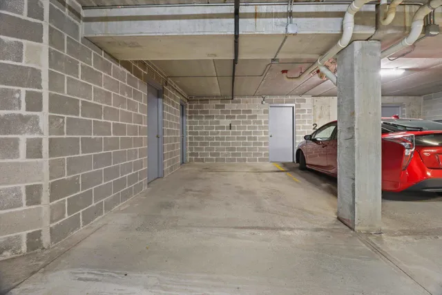 $289,900 | 6806 Raymond Road, Unit 101, Madison, WI 53719